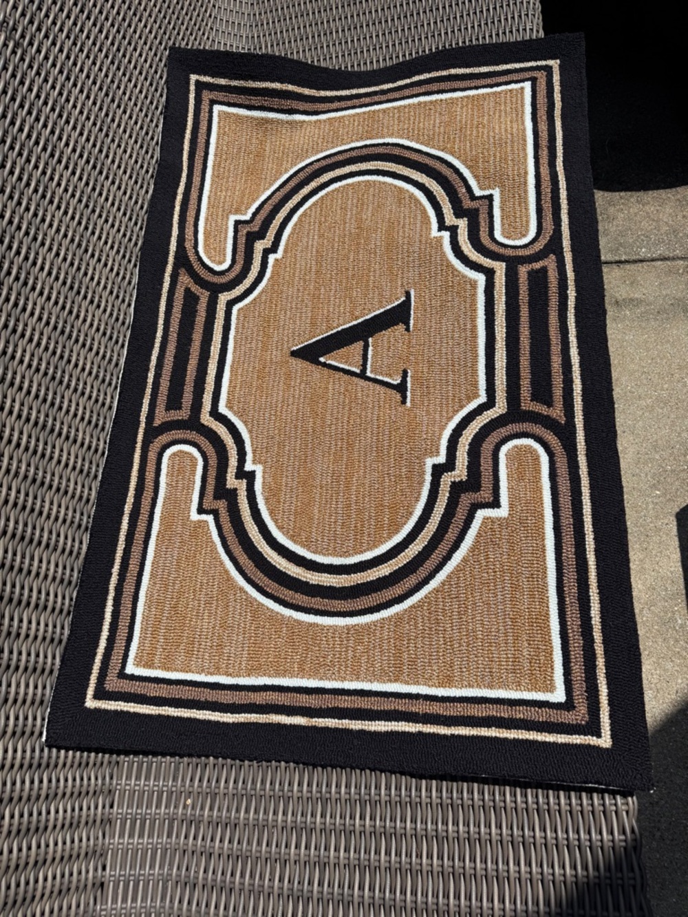 Frontgate Monogrammed 'A' Indoor/Outdoor Rug - Picture 3 of 15